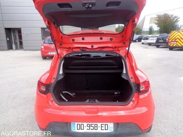 Хэтчбек Renault CLIO: фото 10 Хэтчбек Renault CLIO: фото 10