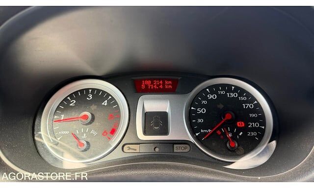 Renault CLIO - Хэтчбек: фото 4 Renault CLIO - Хэтчбек: фото 4
