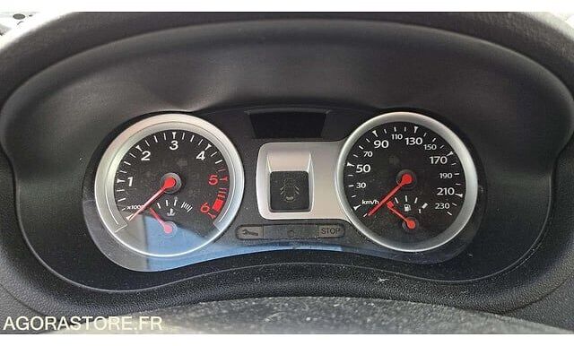 Renault CLIO - Хэтчбек: фото 2 Renault CLIO - Хэтчбек: фото 2