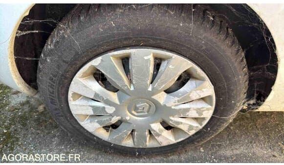 Renault CLIO - Хэтчбек: фото 4 Renault CLIO - Хэтчбек: фото 4