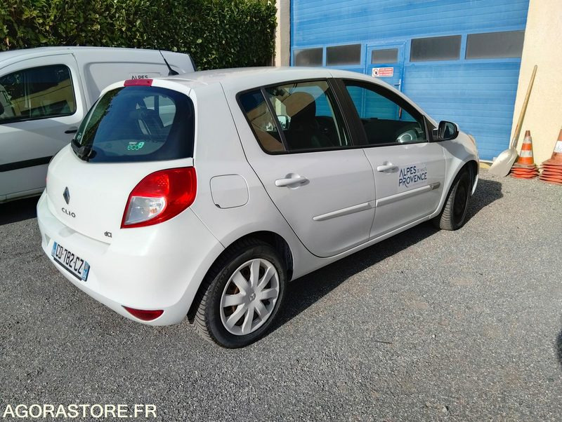 Renault Clio - 2012 - 161610kms - CD782CZ - Легковой автомобиль: фото 5 Renault Clio - 2012 - 161610kms - CD782CZ - Легковой автомобиль: фото 5