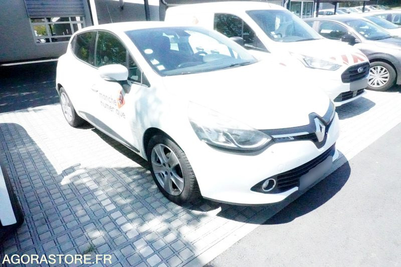 Renault Clio 4 122544 kms 2013 - Легковой автомобиль: фото 1 Renault Clio 4 122544 kms 2013 - Легковой автомобиль: фото 1