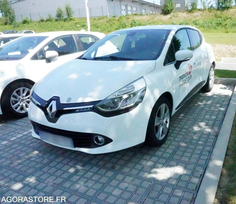Renault Clio 4 124964 kms 2013 - Легковой автомобиль: фото 1 Renault Clio 4 124964 kms 2013 - Легковой автомобиль: фото 1