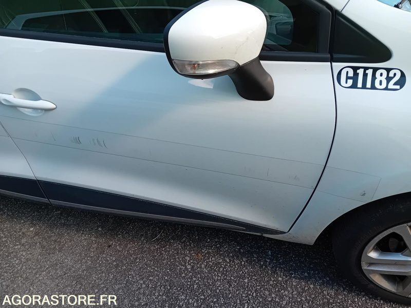 Renault Clio 4 - 2018 - 59832 kms - Легковой автомобиль: фото 4 Renault Clio 4 - 2018 - 59832 kms - Легковой автомобиль: фото 4