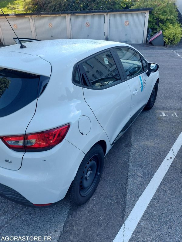 Renault Clio Blanche DC963FQ de 2013 - 66440km - Легковой автомобиль: фото 3 Renault Clio Blanche DC963FQ de 2013 - 66440km - Легковой автомобиль: фото 3