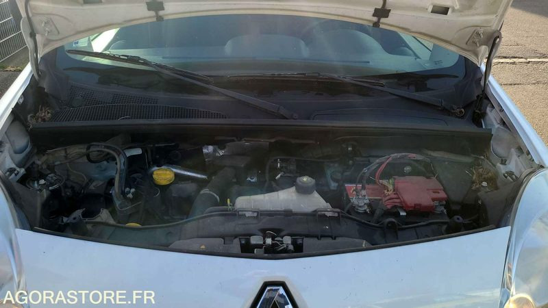 Renault Kangoo - 2011 - 125072kms - BE049EM - Легковой фургон: фото 4 Renault Kangoo - 2011 - 125072kms - BE049EM - Легковой фургон: фото 4