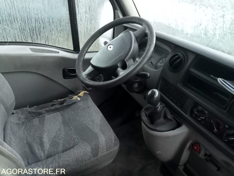 Renault MASTER Fourgon - Цельнометаллический фургон: фото 4 Renault MASTER Fourgon - Цельнометаллический фургон: фото 4