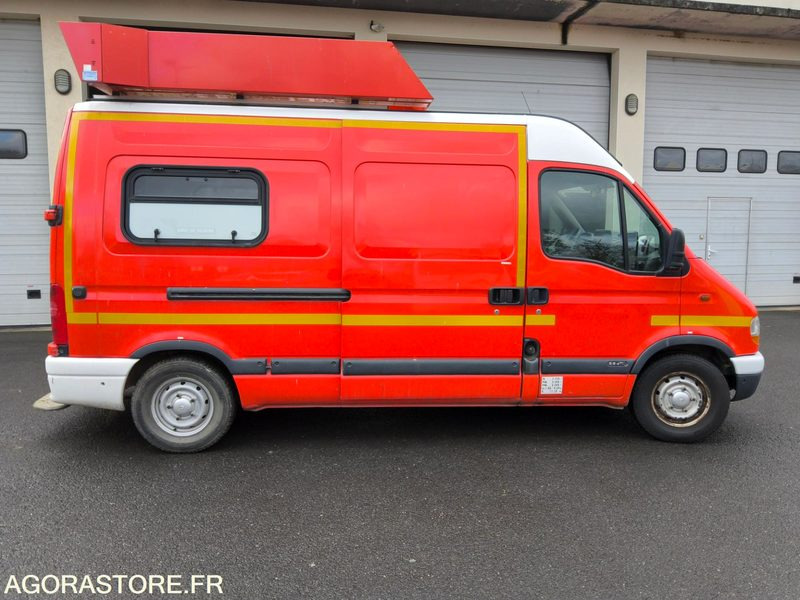 Renault Master - 2000 - 76474kms - CN021XX - Цельнометаллический фургон: фото 4 Renault Master - 2000 - 76474kms - CN021XX - Цельнометаллический фургон: фото 4