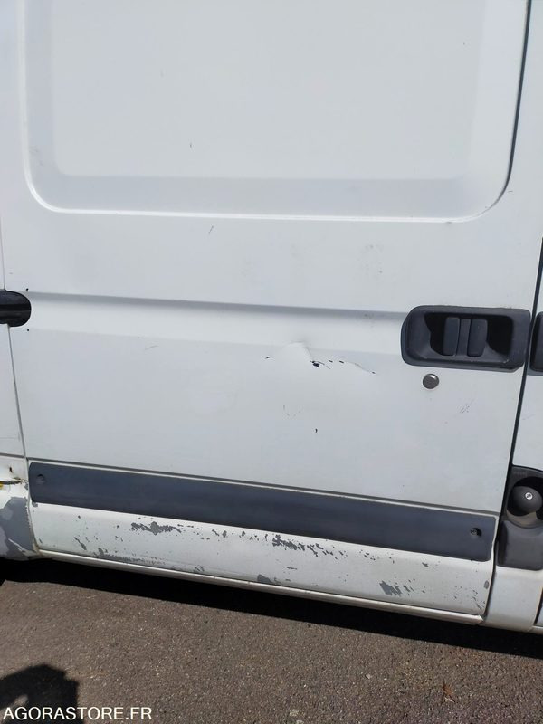 Цельнометаллический фургон Renault Master DCI: фото 15