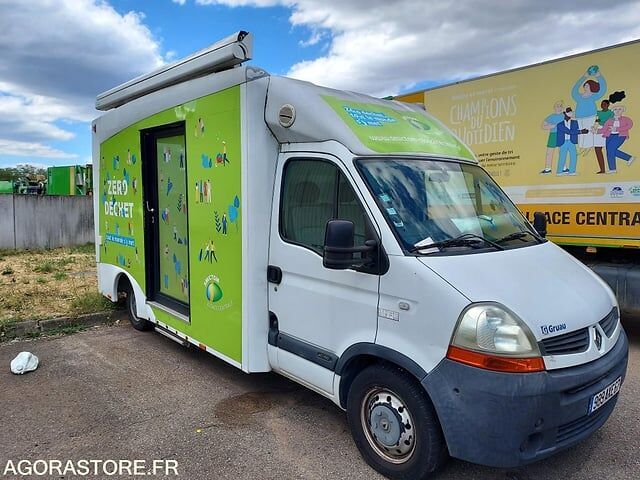 Renault Master - Полуинтегрированный автодом: фото 3 Renault Master - Полуинтегрированный автодом: фото 3
