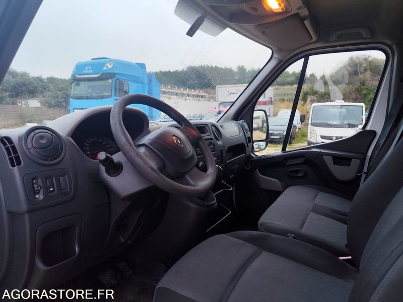 Renault Master III Phase 2 L2H2 F3300 2.3 dCi 110CH - 2016 - 226000KMS - Цельнометаллический фургон: фото 3 Renault Master III Phase 2 L2H2 F3300 2.3 dCi 110CH - 2016 - 226000KMS - Цельнометаллический фургон: фото 3