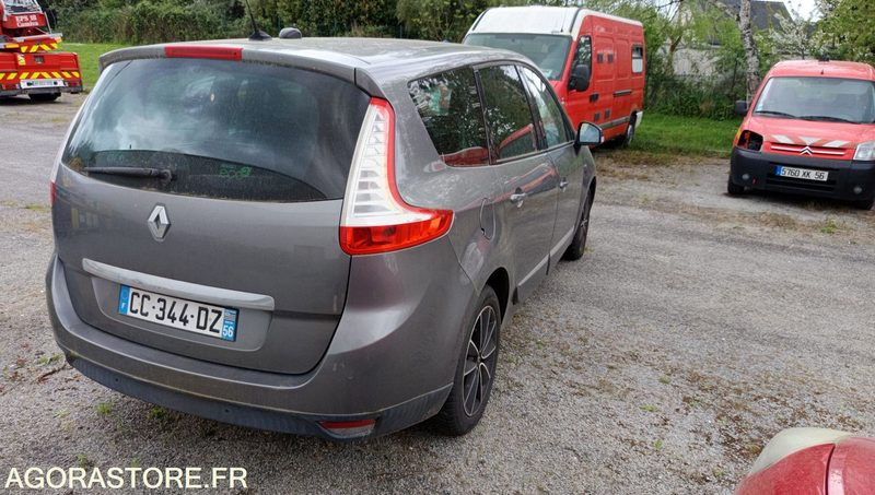 Renault Scenic - 2012 - 266446KMS CC344DZ - Легковой автомобиль: фото 4 Renault Scenic - 2012 - 266446KMS CC344DZ - Легковой автомобиль: фото 4
