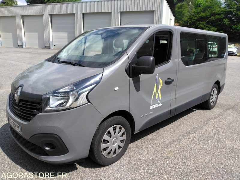 Renault Trafic 2017 114300 kms - Микроавтобус, Пассажирский фургон: фото 1 Renault Trafic 2017 114300 kms - Микроавтобус, Пассажирский фургон: фото 1
