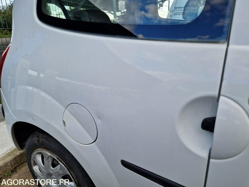 Легковой автомобиль Renault Twingo - 2008 - 123051 - 639AMB29: фото 13