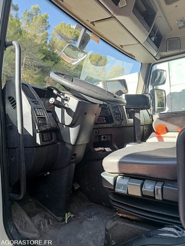 Renault Véhicule Industriel - Premium 280 - Мусоровоз: фото 4 Renault Véhicule Industriel - Premium 280 - Мусоровоз: фото 4