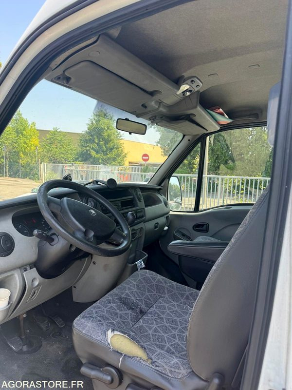 Renault master - 2010 -141529km - AP922PS - Цельнометаллический фургон: фото 4 Renault master - 2010 -141529km - AP922PS - Цельнометаллический фургон: фото 4