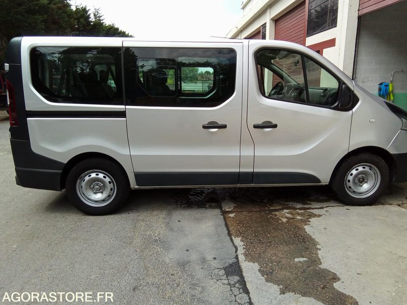 Renault trafic 1.6dci 95 CV 9 places 309336 kms - Микроавтобус, Пассажирский фургон: фото 3 Renault trafic 1.6dci 95 CV 9 places 309336 kms - Микроавтобус, Пассажирский фургон: фото 3