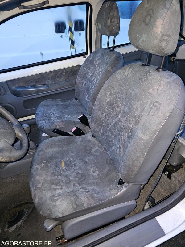 Renault twingo - 2005 - 68507KM - 23DYZ95 - 6594 - Легковой автомобиль: фото 5 Renault twingo - 2005 - 68507KM - 23DYZ95 - 6594 - Легковой автомобиль: фото 5