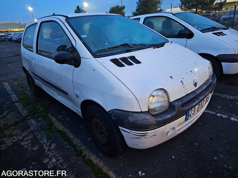 Renault twingo - 2005 - 68507KM - 23DYZ95 - 6594 - Легковой автомобиль: фото 2 Renault twingo - 2005 - 68507KM - 23DYZ95 - 6594 - Легковой автомобиль: фото 2