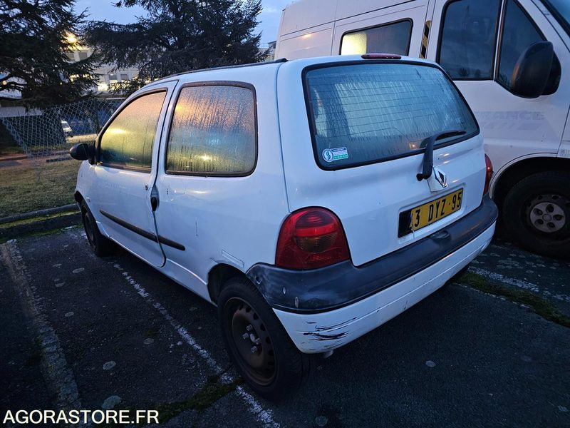 Renault twingo - 2005 - 68507KM - 23DYZ95 - 6594 - Легковой автомобиль: фото 4 Renault twingo - 2005 - 68507KM - 23DYZ95 - 6594 - Легковой автомобиль: фото 4