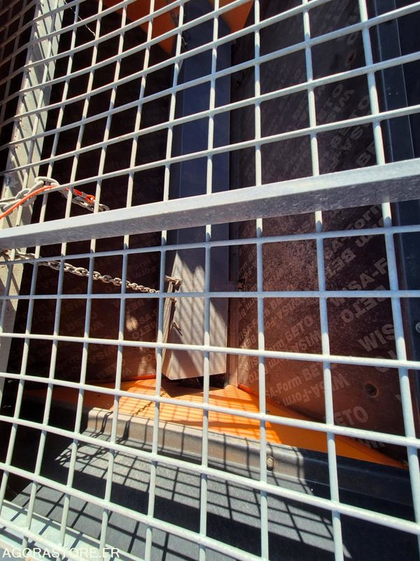 SALEUSE EPOKE S-2300 E 2000 AVEC MOTEUR AUXILIAIRE - Садовое оборудование: фото 5 SALEUSE EPOKE S-2300 E 2000 AVEC MOTEUR AUXILIAIRE - Садовое оборудование: фото 5