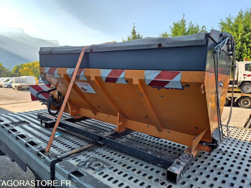 SALEUSE EPOKE S-2300 E 2000 AVEC MOTEUR AUXILIAIRE - Садовое оборудование: фото 3 SALEUSE EPOKE S-2300 E 2000 AVEC MOTEUR AUXILIAIRE - Садовое оборудование: фото 3