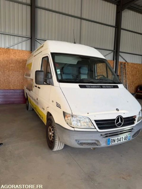 SPRINTER MERCEDES - Цельнометаллический фургон: фото 3 SPRINTER MERCEDES - Цельнометаллический фургон: фото 3