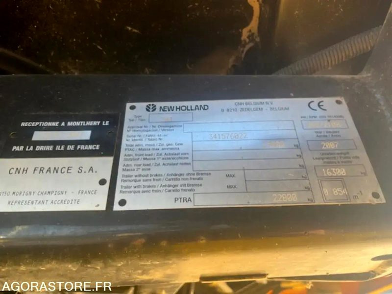 Сельскохозяйственная техника MOISSONNEUSE NEW HOLLAND CR 9060 - 2007 / 3515H: фото 16 Сельскохозяйственная техника MOISSONNEUSE NEW HOLLAND CR 9060 - 2007 / 3515H: фото 16