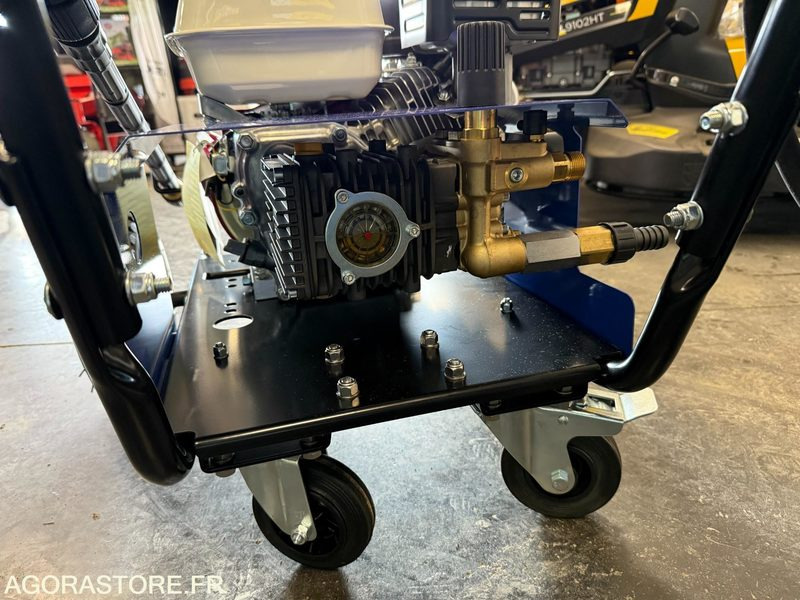 Nettoyeur HP iseki 180 bar Thermique Honda NEUF - Сельскохозяйственная техника: фото 5 Nettoyeur HP iseki 180 bar Thermique Honda NEUF - Сельскохозяйственная техника: фото 5
