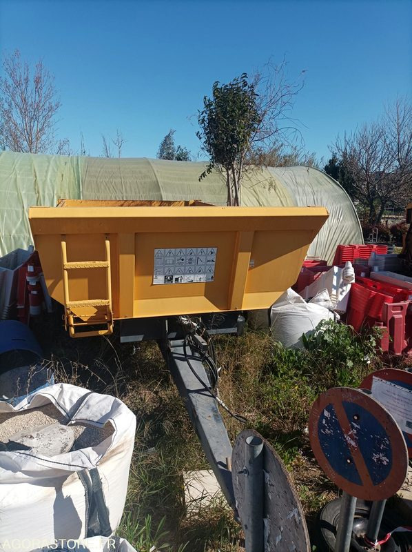 Remorque TP12 Lambert - Сельскохозяйственная техника: фото 1 Remorque TP12 Lambert - Сельскохозяйственная техника: фото 1