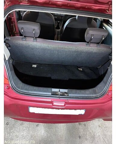 Suzuki ALTO - Хэтчбек: фото 2 Suzuki ALTO - Хэтчбек: фото 2