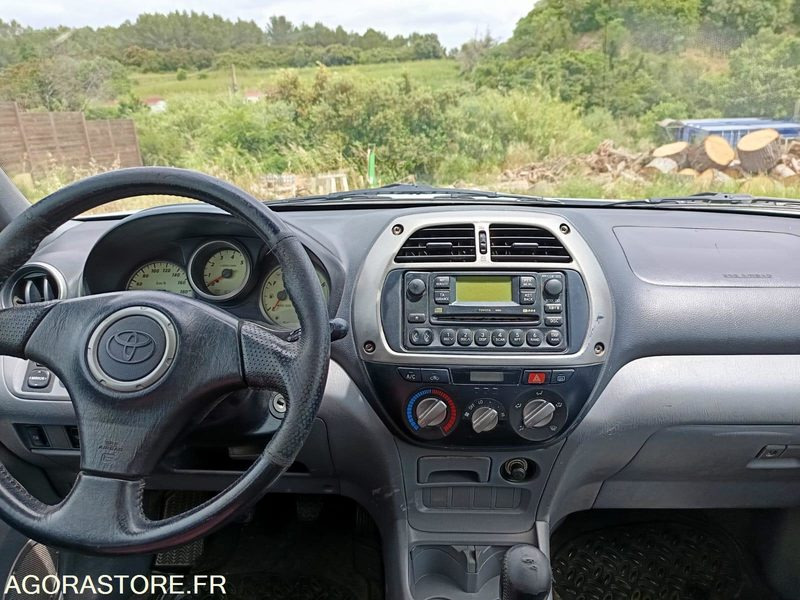 TOYOTA RAV4 - 2002 - 212500KMS - Внедорожник: фото 5 TOYOTA RAV4 - 2002 - 212500KMS - Внедорожник: фото 5