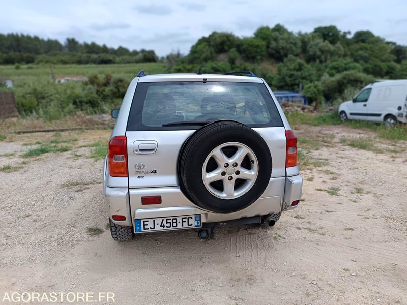 TOYOTA RAV4 - 2002 - 212500KMS - Внедорожник: фото 4 TOYOTA RAV4 - 2002 - 212500KMS - Внедорожник: фото 4