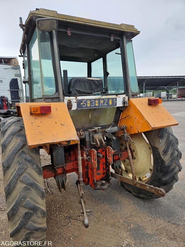 TRACTEUR RENAULT 461S - Трактор: фото 5 TRACTEUR RENAULT 461S - Трактор: фото 5
