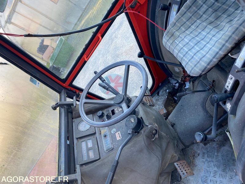 TRACTEUR RENAULT - Трактор: фото 4 TRACTEUR RENAULT - Трактор: фото 4