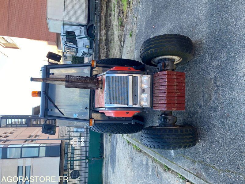 TRACTEUR RENAULT - Трактор: фото 1 TRACTEUR RENAULT - Трактор: фото 1