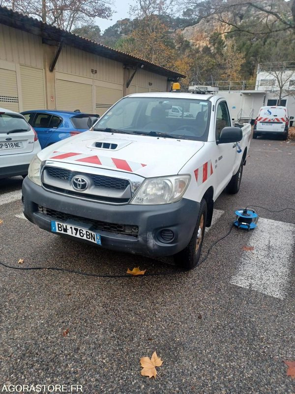 Toyota Hilux - 2011 - 251000kms - BW-176-BN - Пикап: фото 1 Toyota Hilux - 2011 - 251000kms - BW-176-BN - Пикап: фото 1