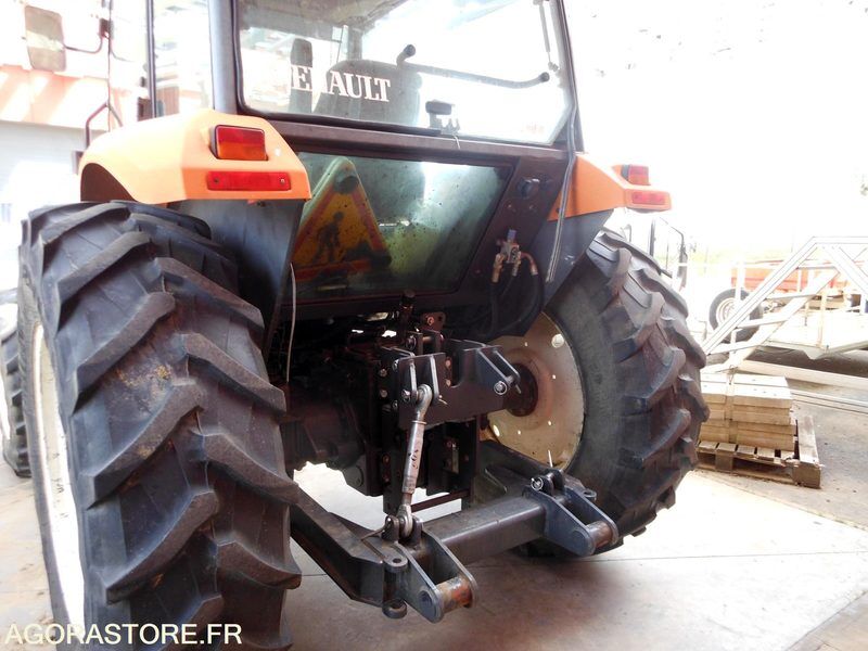 Tracteur RENAULT ERGOS 446 - Трактор: фото 5 Tracteur RENAULT ERGOS 446 - Трактор: фото 5