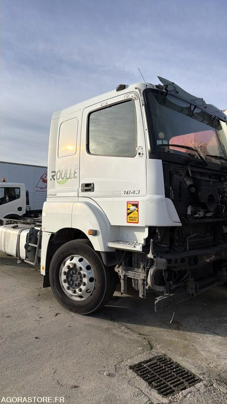 MERCEDES AXOR 2 TRACTEUR ROUTIER BLANC - 400000KM - 2013 - Тягач: фото 1 MERCEDES AXOR 2 TRACTEUR ROUTIER BLANC - 400000KM - 2013 - Тягач: фото 1