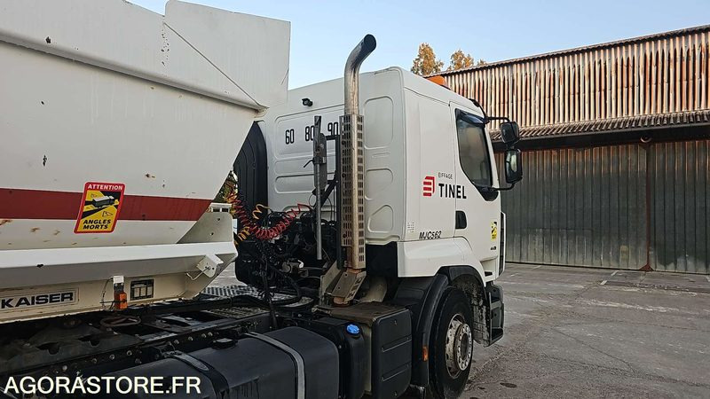 TRACTEUR RENAULT PREM LANDER 460 4X2 - 2012 / 324844KM - CA389CC (MJC562) - Тягач: фото 4 TRACTEUR RENAULT PREM LANDER 460 4X2 - 2012 / 324844KM - CA389CC (MJC562) - Тягач: фото 4