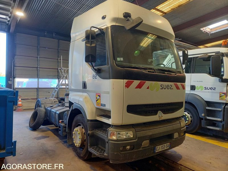 TRR RENAULT 19T - EJ153SA - Тягач: фото 3 TRR RENAULT 19T - EJ153SA - Тягач: фото 3