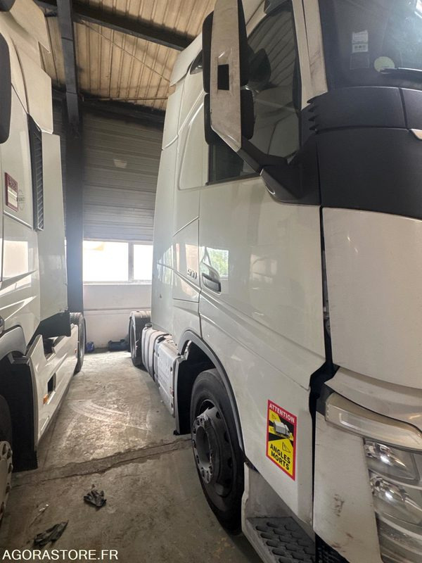VOLVO FH 500 - 616 540KM - 2015 - Тягач: фото 2 VOLVO FH 500 - 616 540KM - 2015 - Тягач: фото 2