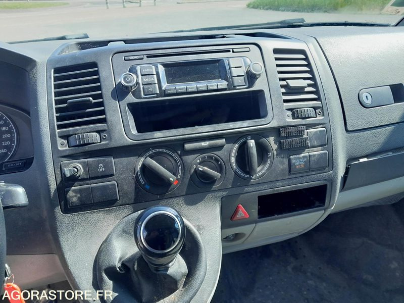 VW TRANSPORTER L2H3 4X4 DT-048-CA - Цельнометаллический фургон: фото 4 VW TRANSPORTER L2H3 4X4 DT-048-CA - Цельнометаллический фургон: фото 4