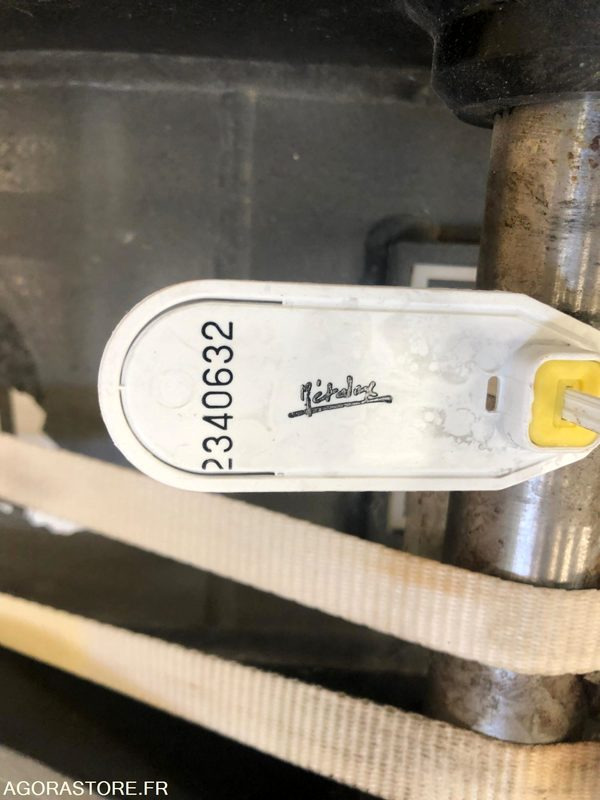 Godet 450mm axes 35mm GEITH QC35 - Запчасти для Строительной техники: фото 4 Godet 450mm axes 35mm GEITH QC35 - Запчасти для Строительной техники: фото 4