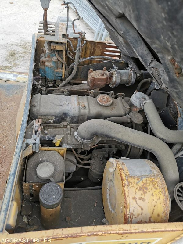 Chariot CATERPILLAR sans fourche - Дизельный погрузчик: фото 5 Chariot CATERPILLAR sans fourche - Дизельный погрузчик: фото 5