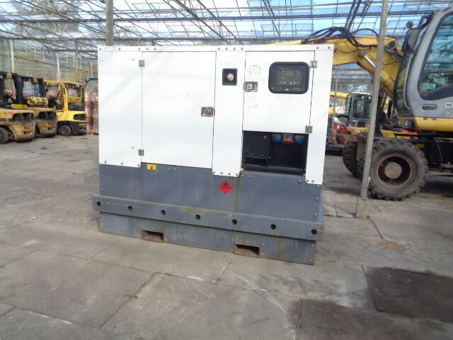 Diversen 30 KVA Aggreko 30 KVA - Электрогенератор: фото 5 Diversen 30 KVA Aggreko 30 KVA - Электрогенератор: фото 5