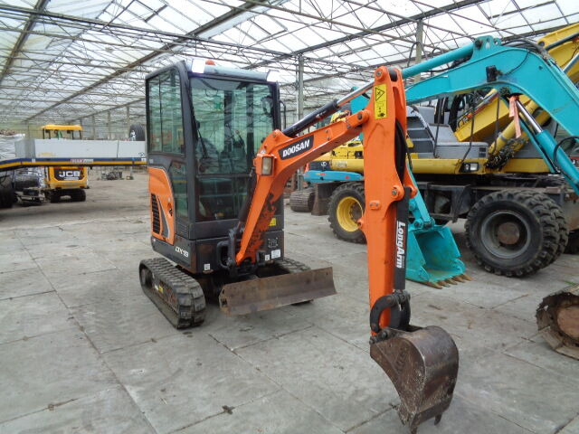 Doosan DX19 - Мини-экскаватор: фото 3 Doosan DX19 - Мини-экскаватор: фото 3