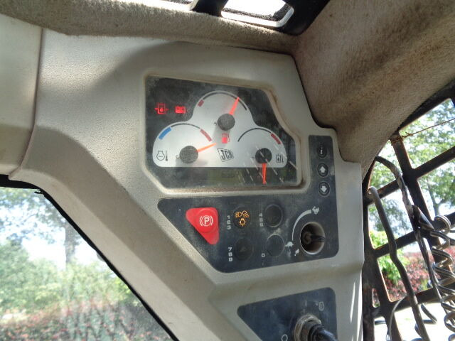 JCB 135 R - Гусеничный мини-погрузчик: фото 2 JCB 135 R - Гусеничный мини-погрузчик: фото 2