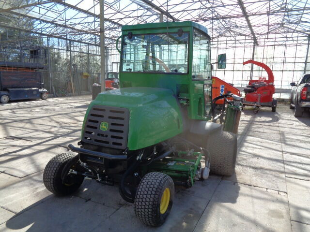 John Deere 3235C - Газонокосилка: фото 5 John Deere 3235C - Газонокосилка: фото 5