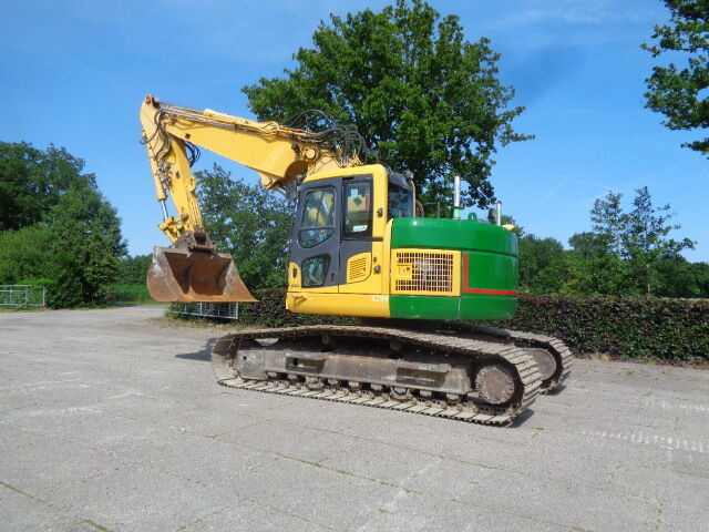 Komatsu PC228uslc-8 - Гусеничный экскаватор: фото 1 Komatsu PC228uslc-8 - Гусеничный экскаватор: фото 1